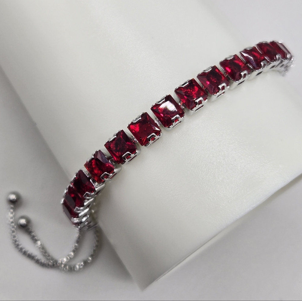 Silver Bracelet with Red Square Stones - Women Jewelry - Picture 9 of 9